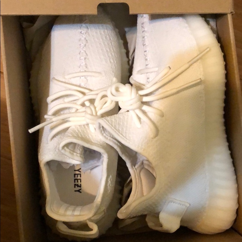 Yeezy boost 350 v2 triple white youth 5
